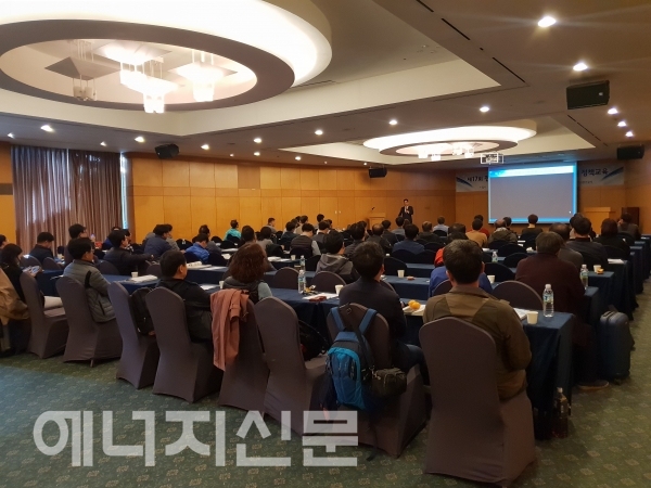 산업통상자원부와 한국가스안전공사가 제주에서 ‘제17회 전국 지방자치단체 가스담당 공무원 정책교육’을 열었다.