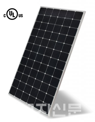 ▲ LG전자 양면형 태양광 모듈 LG425N2T-V5.