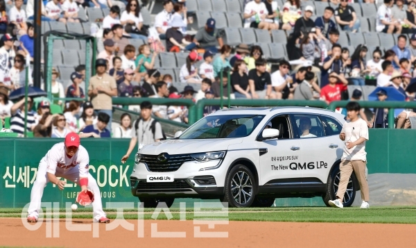▲ 르노삼성은 LPG SUV 'QM6'를 적극적으로 홍보했다.
