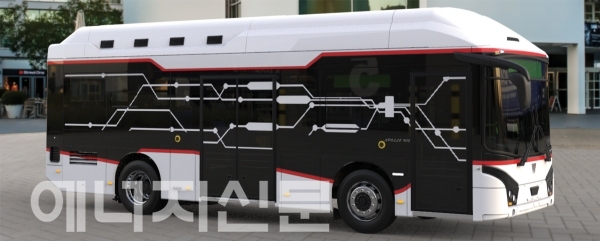 ▲ 우진산전의 전기버스 아폴로 900.