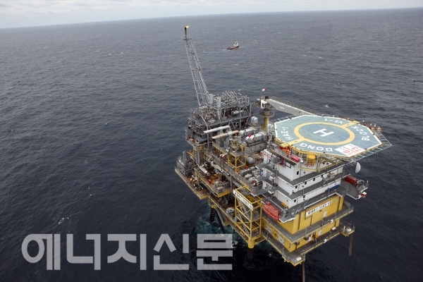 ▲ 한국석유공사 동해가스전 생산시설 전경.