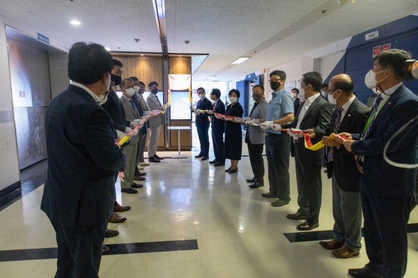 ▲ 로우카본(대표이사 이철)이 7일 ‘대전 사업본부’와 ‘CCU 기후연구소’ 개소식을 열었다.