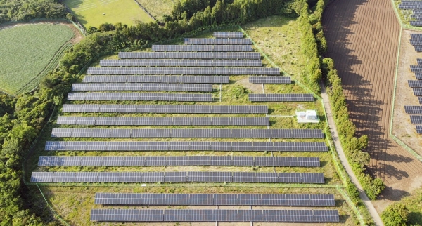 ▲ 에너닷은 이번 제휴로 제주를 포함한 여러 지역에서 다년간 유지보수(O&M)를 맡았던 약 15MW 규모의 태양광 발전소를 소유 자산에 편입했다(사진: 에너닷 제공).
