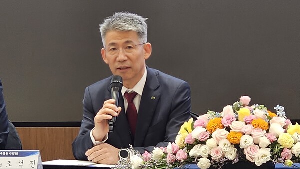 ▲계약 체결에 앞서 조석진 한수원 기술부사장이 인사말을 하고 있다.