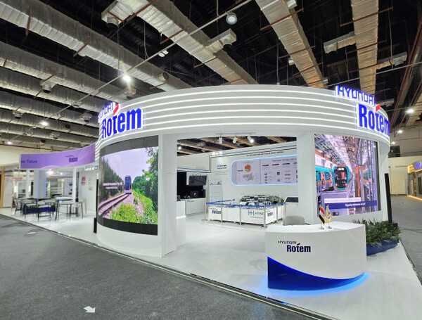 ▲ 이집트 뉴카이로 소재 국제전시센터에서 열리는 ‘TransMEA 2025’에 참가한 현대로템 전시관의 모습.