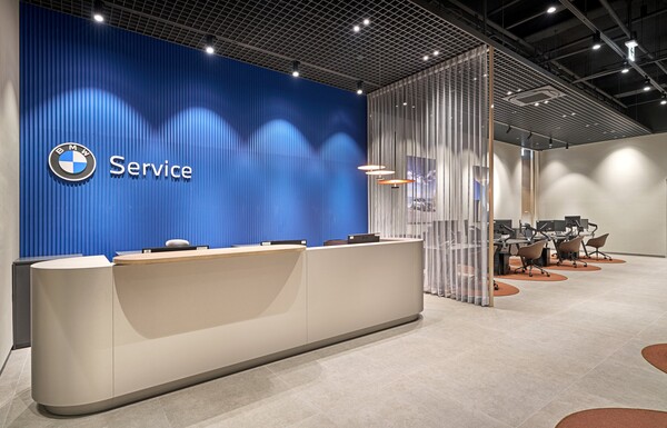 ▲BMW 공식 딜러사인 삼천리 모터스가 ‘BMW 천안 서비스센터’를 새롭게 단장해 문을 열었다.