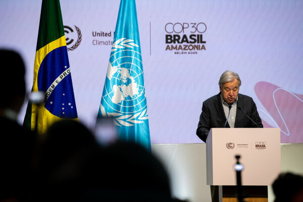 ▲ COP30 블루존 공식 행사에 참여한 안토니우 구테흐스 UN 사무총장이 연설하고 있다.(사진 WWF)