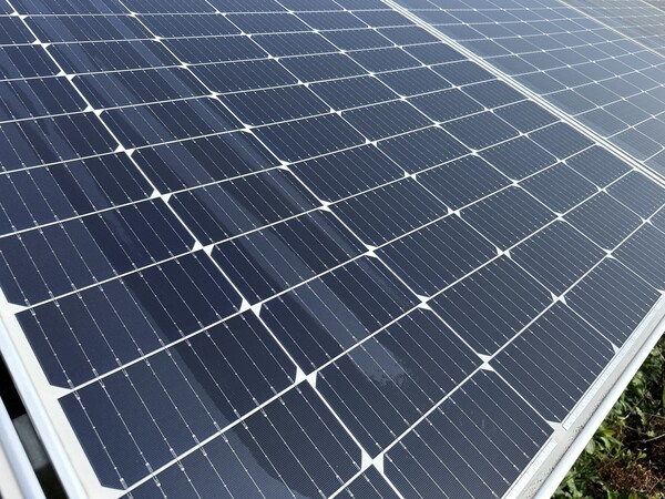 ▲ 정부가 26일 초혁신경제 프로젝트로 차세대 태양광, 해상풍력, 그린수소 등 6개 과제를 추진한다고 발표했다. 