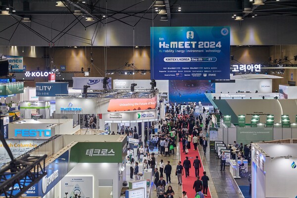▲ 기존 수소 국제 컨퍼런스와 H2 MEET 전시회가 통합된 역대 최대 규모의 WHE 2025가 12월 4일 일산 킨텍스에서 열린다. 사진은 지난해 열린 H2 MEET 2024 행사장 전경.