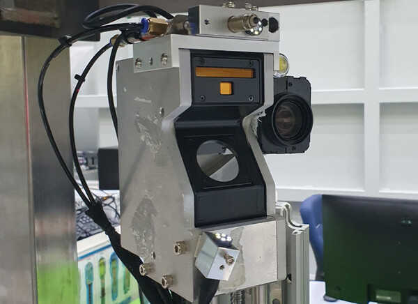 ▲ 한전KPS가 개발한 원자로 내부진단 로봇. 원격제어를 통해 고방사선 원자로 내부로 진입, 고해상도 카메라 스캔 결과를 AI로 분석해 제공한다.