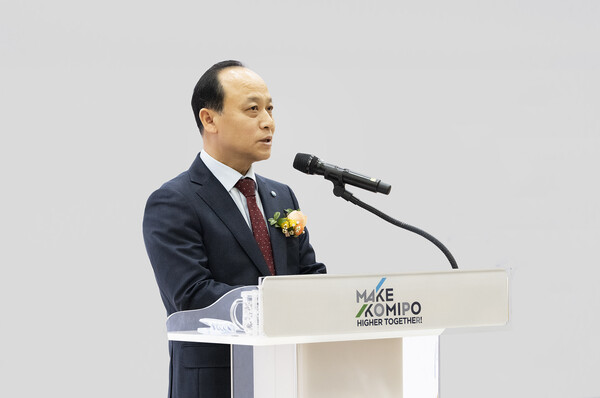 ▲이영조 중부발전 사장이 신년사를 진행하고 있다.