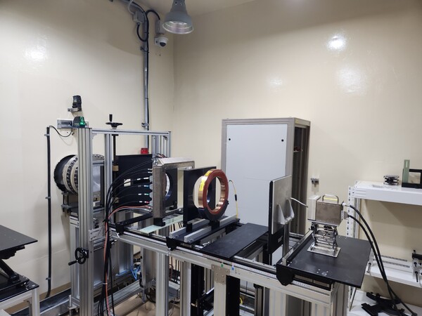 ▲방사선 영향평가를 위한 고에너지 양성자 빔 조사시설.