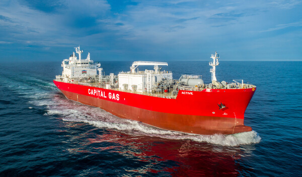 ▲ HD현대중공업이 건조한 2만 2,000세제곱미터(㎥)급 LCO₂운반선 ‘액티브(ACTIVE)’호