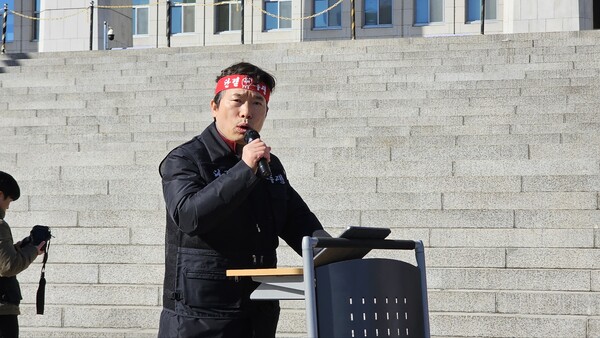 ▲강창호 한수원 노조위원장이 발언을 하고 있다.