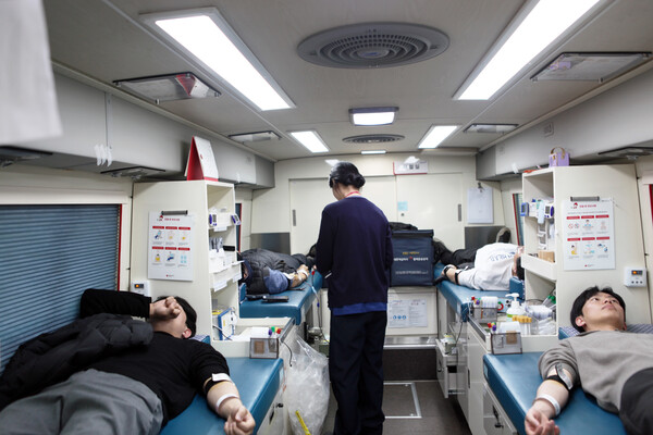 ▲미래엔서해에너지는 29일 임직원이 참여하는 ‘사랑의 헌혈캠페인’을 실시했다.