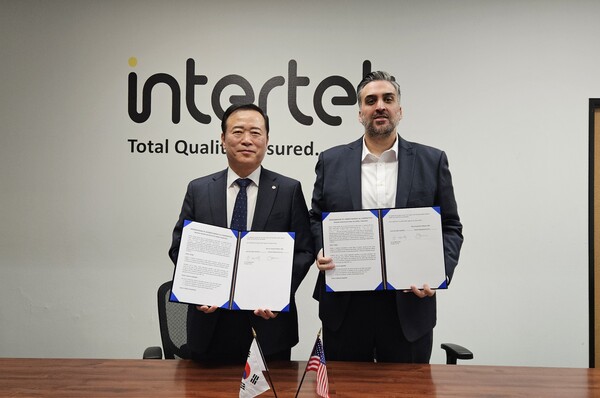 ▲가스·수소 분야 시험·인증 협력 강화를 위한 업무협약식에서 기념촬영을 하고 있다.