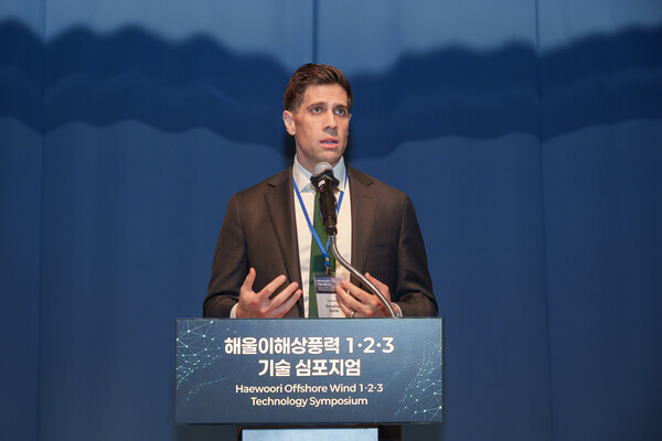 ▲조나단 스핑크 COP 코리아 대표가 개회사를 진행하고 있다.