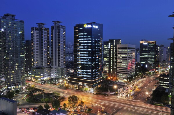 ▲ S-OIL 마포 본사 전경.