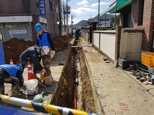 ▲ LPG배관망 설치 공사가 진행되고 있는 모습.