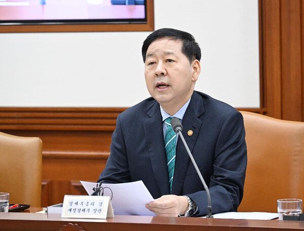 ▲ 구윤철 부총리 겸 재정경제부 장관은 26일 정부서울청사에서 ‘중동 전쟁에 따른 비상경제 대응방안’을 발표했다.