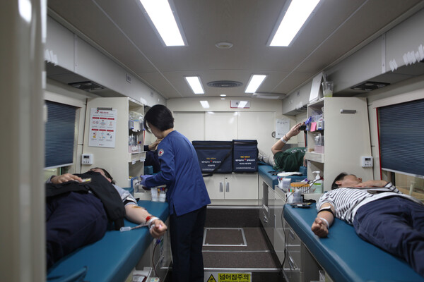 ▲ 미래엔서해에너지는 3일 임직원이 자발적으로 참여하는 올해  두번째  ‘사랑의 헌혈 캠페인'을 실시했다.