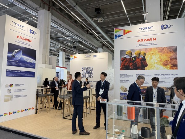 ▲ 테크텍스틸 도레이첨단소재 부스 전경.