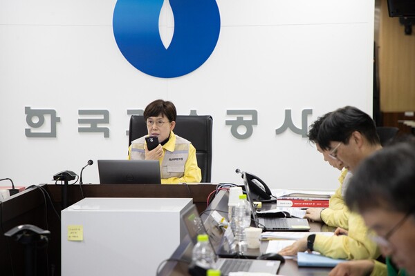 ▲ 최연혜 가스공사 사장이 30일 평택기지본부에서 다중 재난 상황을 가정한 재난 대응 훈련을 실시하며 현장 대응 체계를 점검했다.