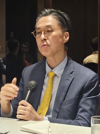 ▲ 송재호 한국도시가스협회 회장이 도시가스산업과 협회 운영방향에 대해 설명하고 있다.