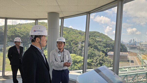 ▲ 박경국 한국가스안전공사 사장이 29일 충남 보령시 오천면에 위치한 보령 LNG터미널을 방문해 안전관리체계와 여름철 비상대응 수준을 점검했다.