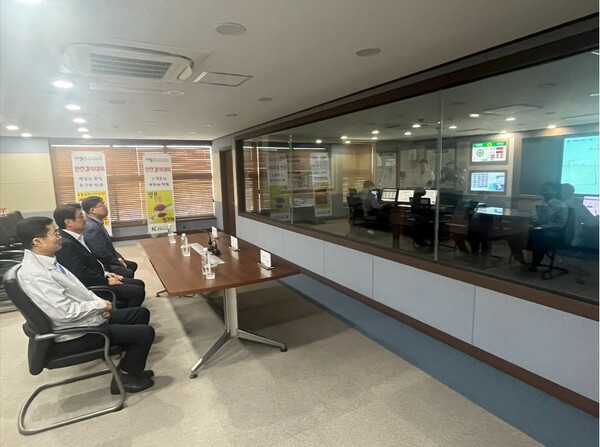 ▲ 조영원 한국가스안전공사 부사장이 10일 경동도시가스를 방문해 안전관리 실태를 점검했다.