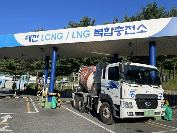 ▲2026년 7월 26일부터 11월 15일까지 실도로 내구시험 5만km를 대전 LCNG충전소에서 포항LCNG충전소까지 매일 520km를 2회 주행했다.