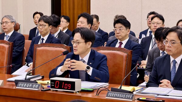 ▲ 김정관 산업부 장관은 알래스카 LNG에 대해 그동안 사업성이 분명히 낮았던 점은 맞지만, 에너지 수급 여건이 달라지면서 새로운 전략적 가치가 생겼다"고 설명했다.